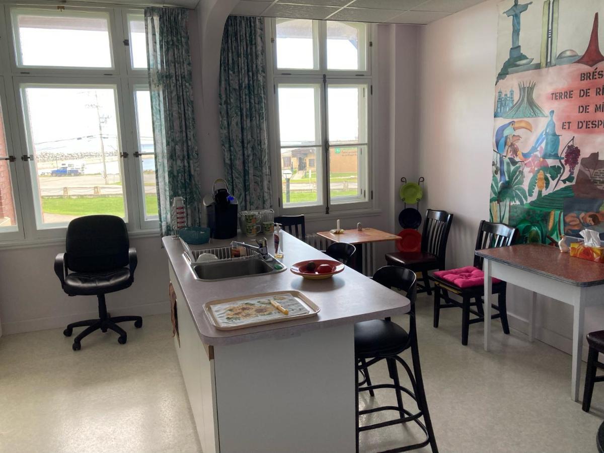 Le Couvent Apartment Sainte Anne des Monts Bagian luar foto
